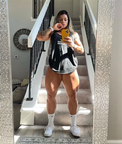 Fafa Fitness OnlyFans Free Nudes. fafafitness11’s nude photos were leaked on her Onlyfans. This Brazilian woman has caught the attention of many users on the Internet thanks to her huge and muscular fitness ass. Now this woman named Raphaella Araujo has published nude photos where we can see her without clothes.
